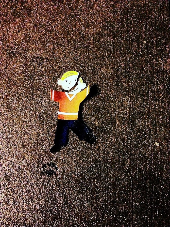 Sidewalk Trash in Saint Paul, MN